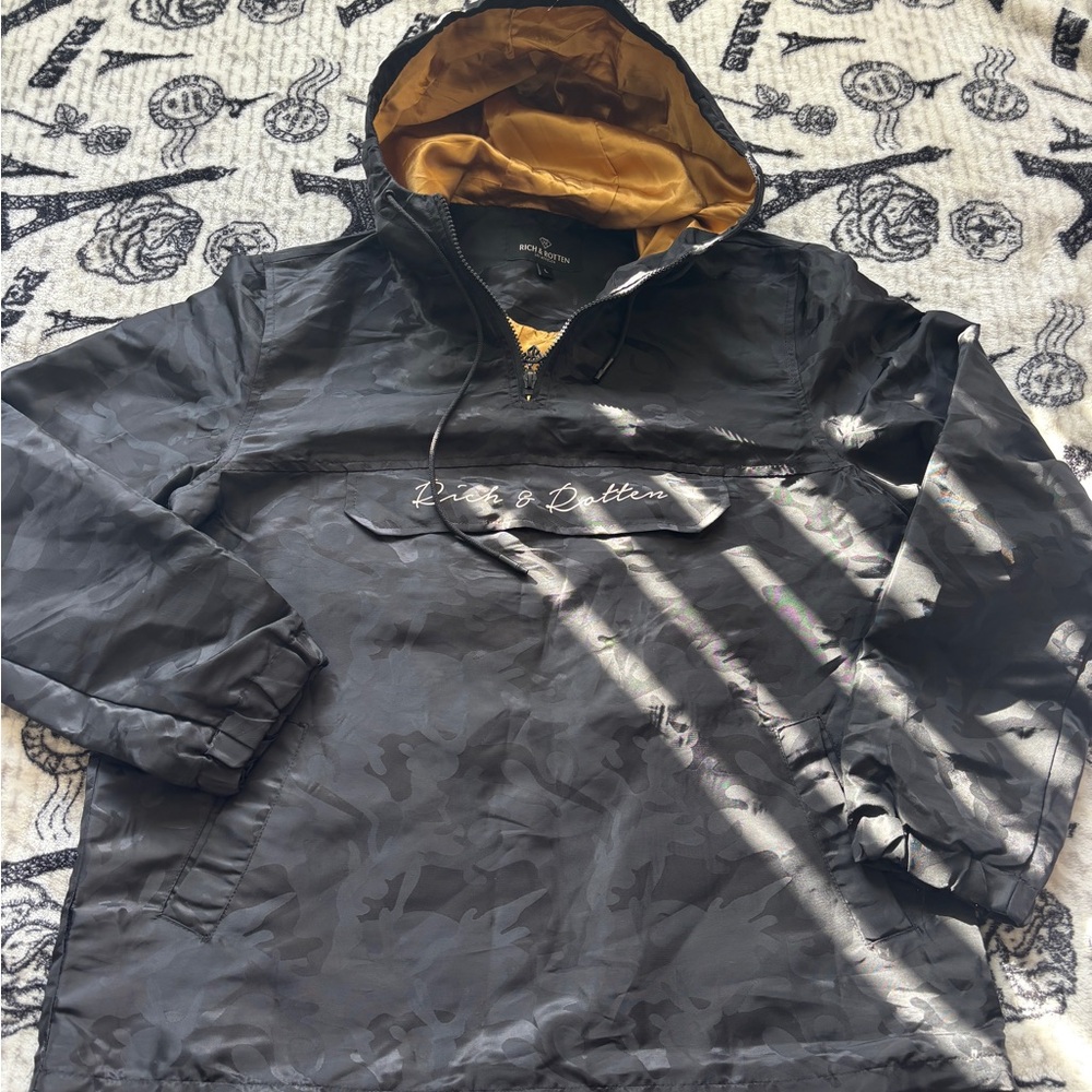 Rich & Rotten Jacket Size L Large Pocket on the front and 2 pockets on the sides